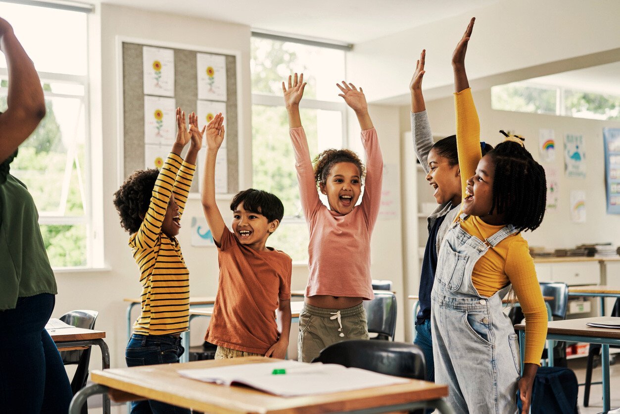 HappyKids_raising hands_primaryschool