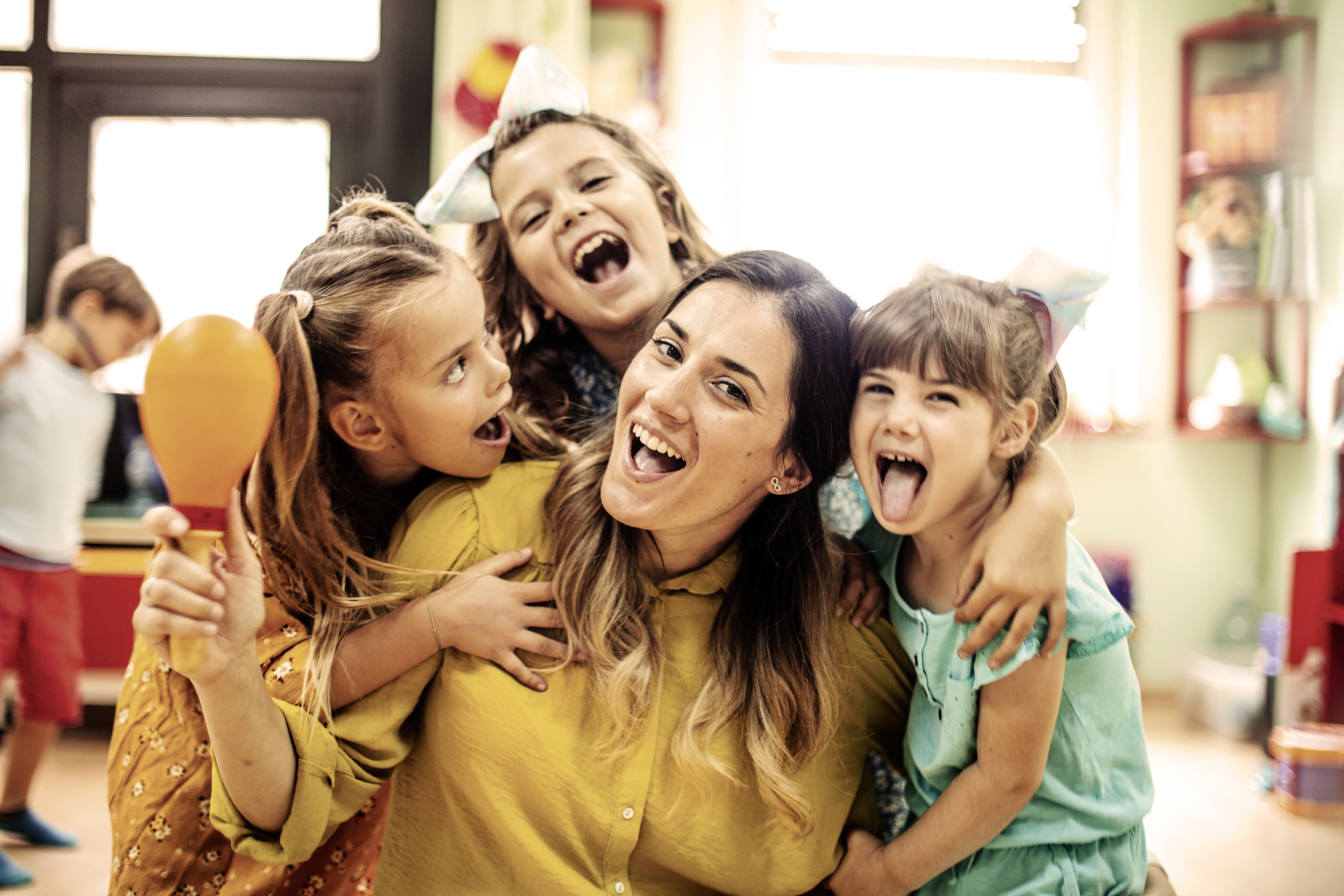 Teacher_Kids_primaryschool